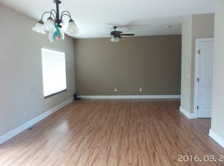1031 Dakota Ln, Junction City, KS 66441
