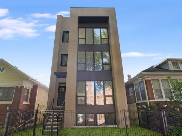 4920 N Whipple St #2, Chicago, IL 60625