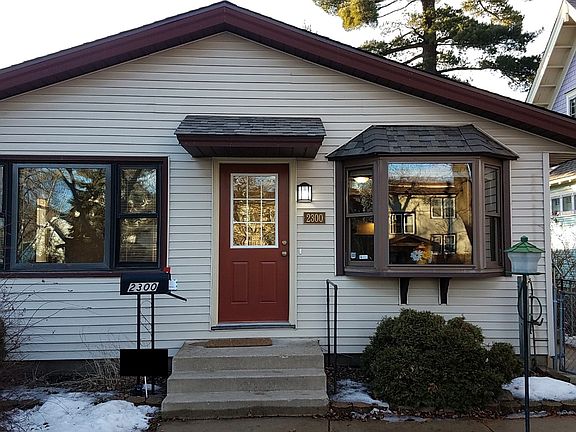 2nd image of 2300 31st Ave S