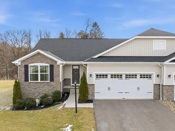 237 Smith Ln, Beaver Falls, PA 15010