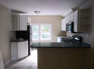 12 Fairview Ave APT 3, West Warwick, RI 02893