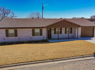 128 Oak Creek St, Jacksboro, TX 76458
