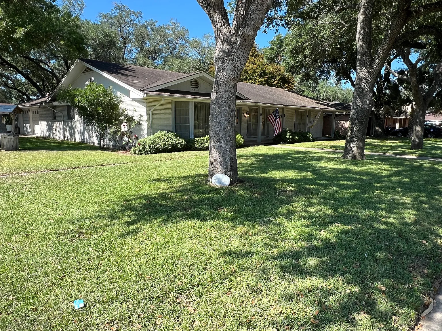 1325 Jefferson St — Photo 3