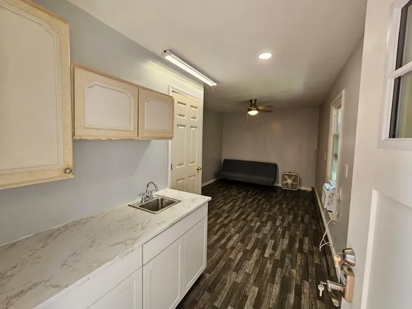 12214 Rowan Tree Dr, Fairfax, VA 22030