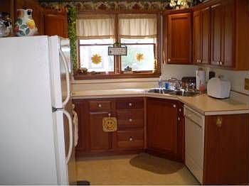 2nd image of 3552 Wallace Dr