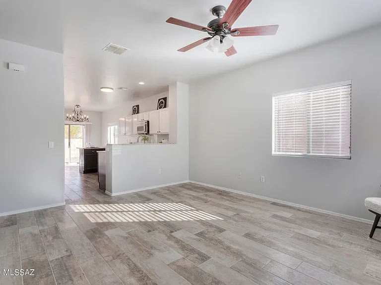 8348 N Wind Swept Ln — Photo 7