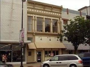 17 N Vermilion St, Danville, IL 61832