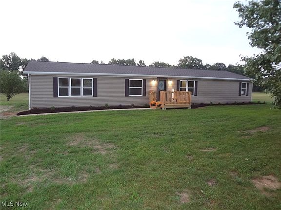 4th image of 1016 Township Road 462