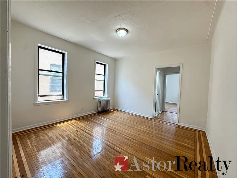 31-60 34th St #B4 — Photo 11