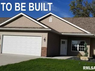 2403 13th St, Silvis, IL 61282
