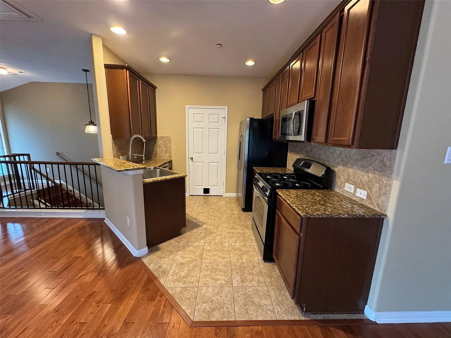 1310 W Parmer Ln — Photo 3