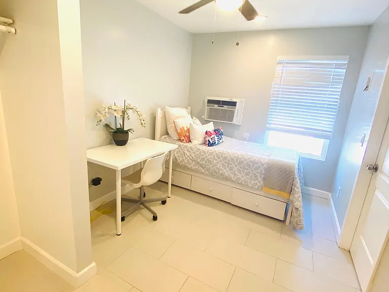 2924 Van Buren Pl — Photo 13