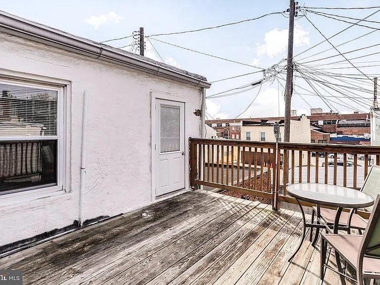 616 S Chapel St — Photo 14