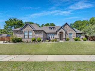 8213 Sayers Ln, North Richland Hills, TX 76182