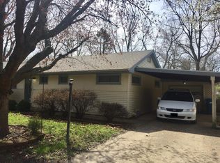 715 Balboa Rd, Champaign, IL 61820