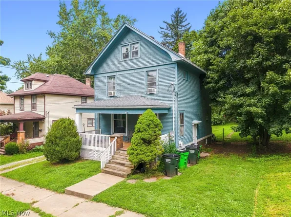 447 W North St, Wooster, OH 44691