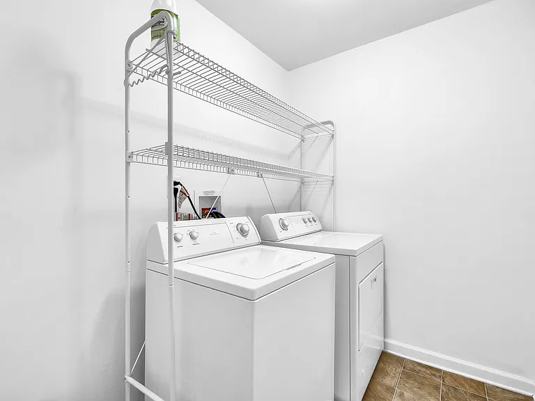 28 Henning Ter — Photo 36