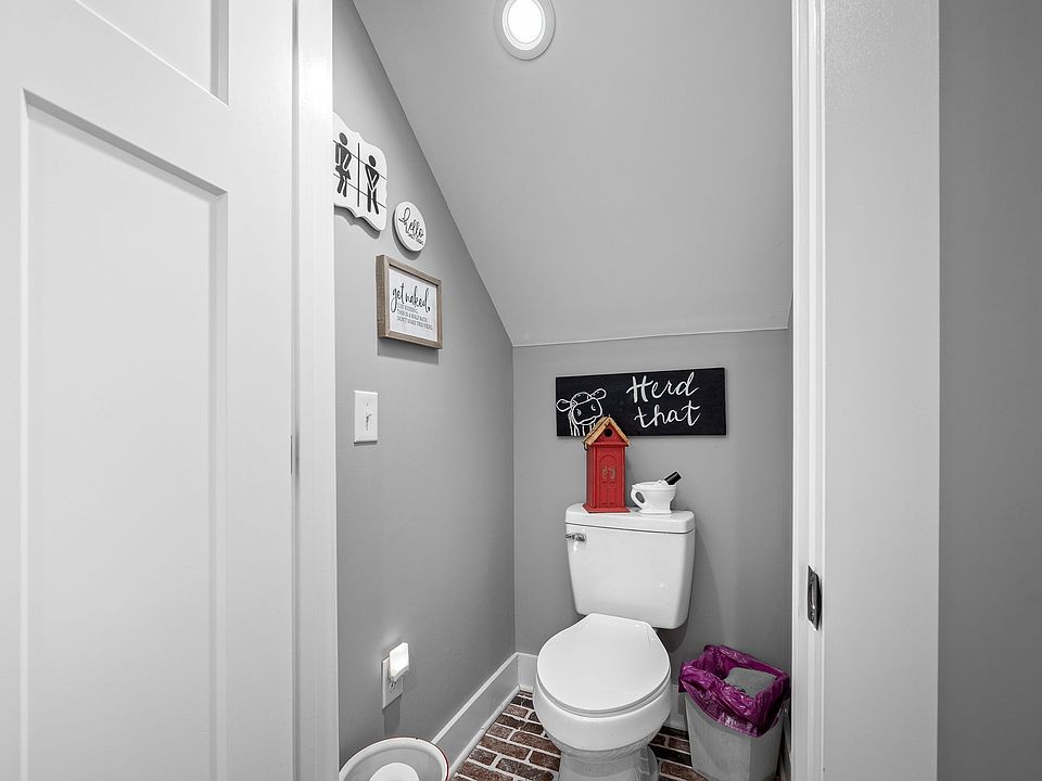 40th image of this home