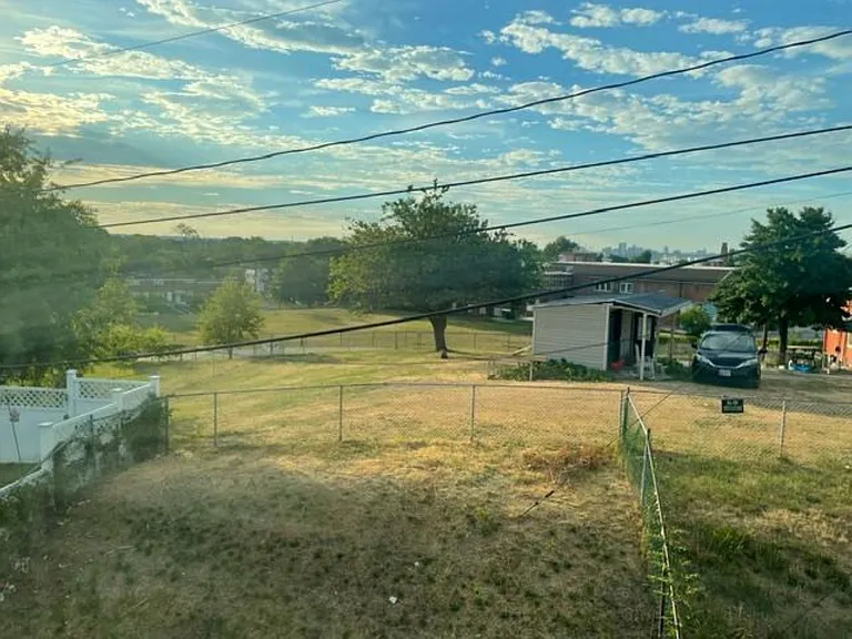 1112 Inner Cir — Photo 30