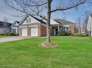 4 Barton Creek Rd, Jackson, NJ 08527