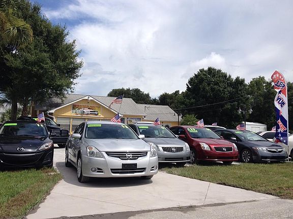 CARS LOT