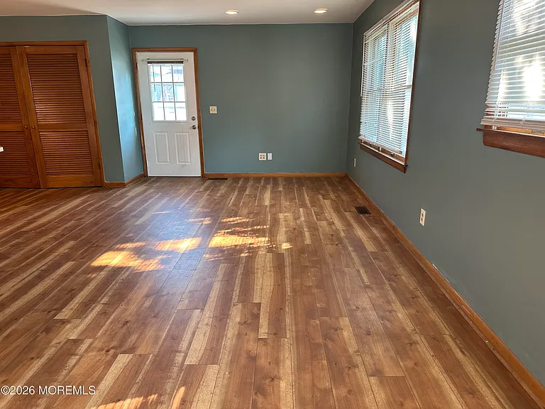 456 Hulse Ave — Photo 15