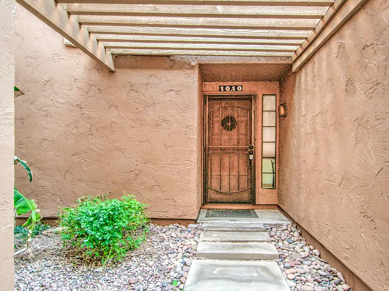 5640 E Bell Rd #1010 — Photo 4