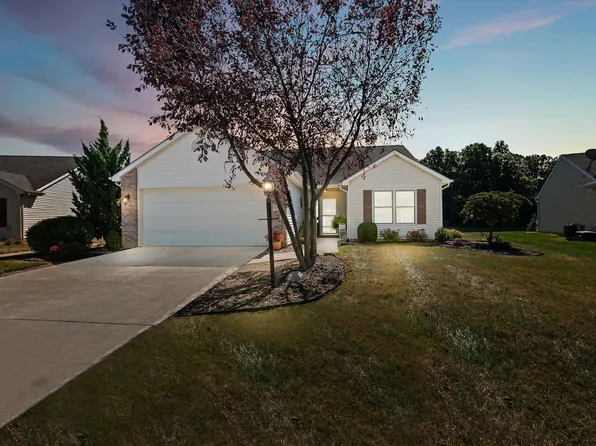 3803 Woodcliffe Dr, New Haven, IN 46774