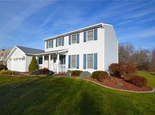 56 Hillcrest Dr, Hamlin, NY 14464