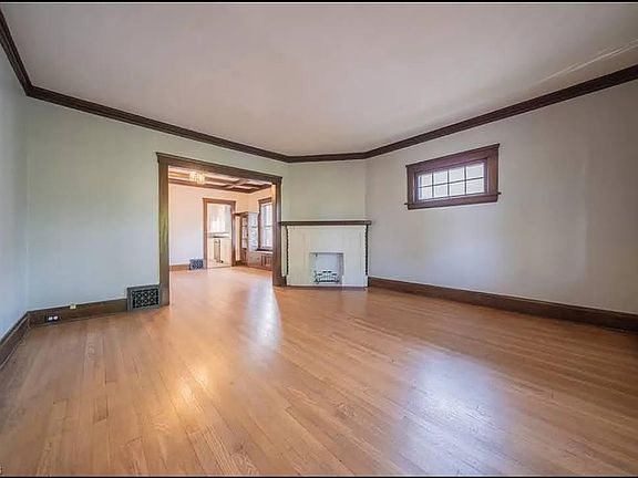 5th image of 1431 Wyandotte Ave #U