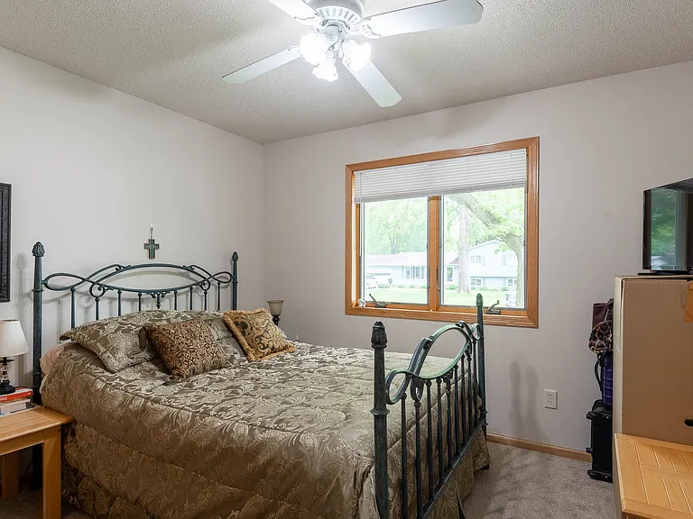 1613 Sharon Dr — Photo 12