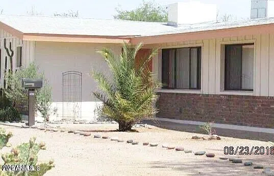 3 bed, 2.0 bath, 1622 sqft, $2,995 — Photo 4