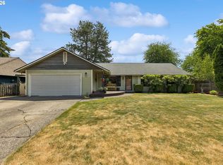 600 NE 22nd St, Gresham, OR 97030