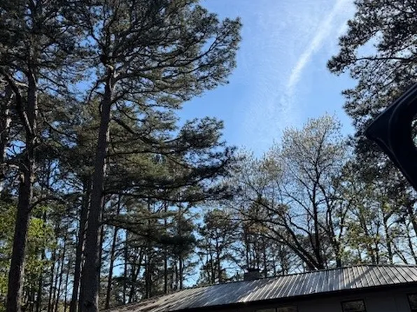 40 E Mountain Dr, Eureka Springs, AR 72632