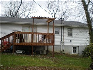 3rd image of 131 Hager Ave