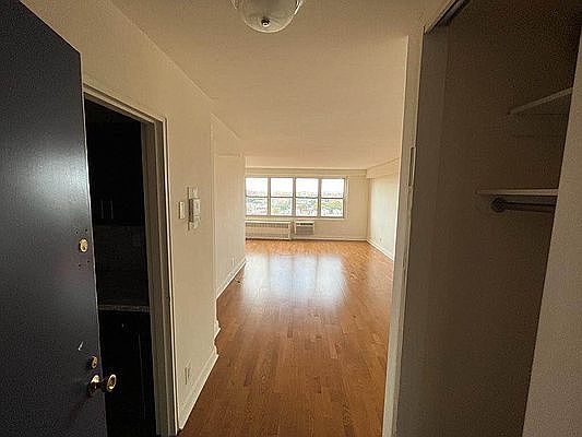 2nd image of 3332 Nostrand Ave Floor 1