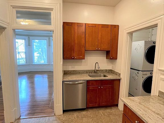 4th image of 1456-1458 Waller St #2