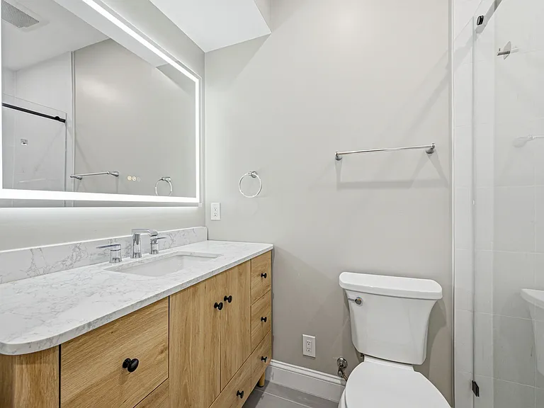 63 Russell Rd — Photo 10