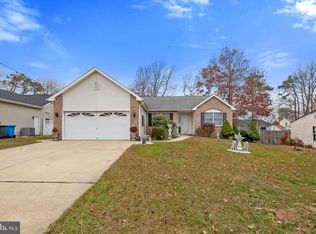 112 Topsail Ln, Manahawkin, NJ 08050