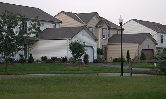 Neighborhood view across the street