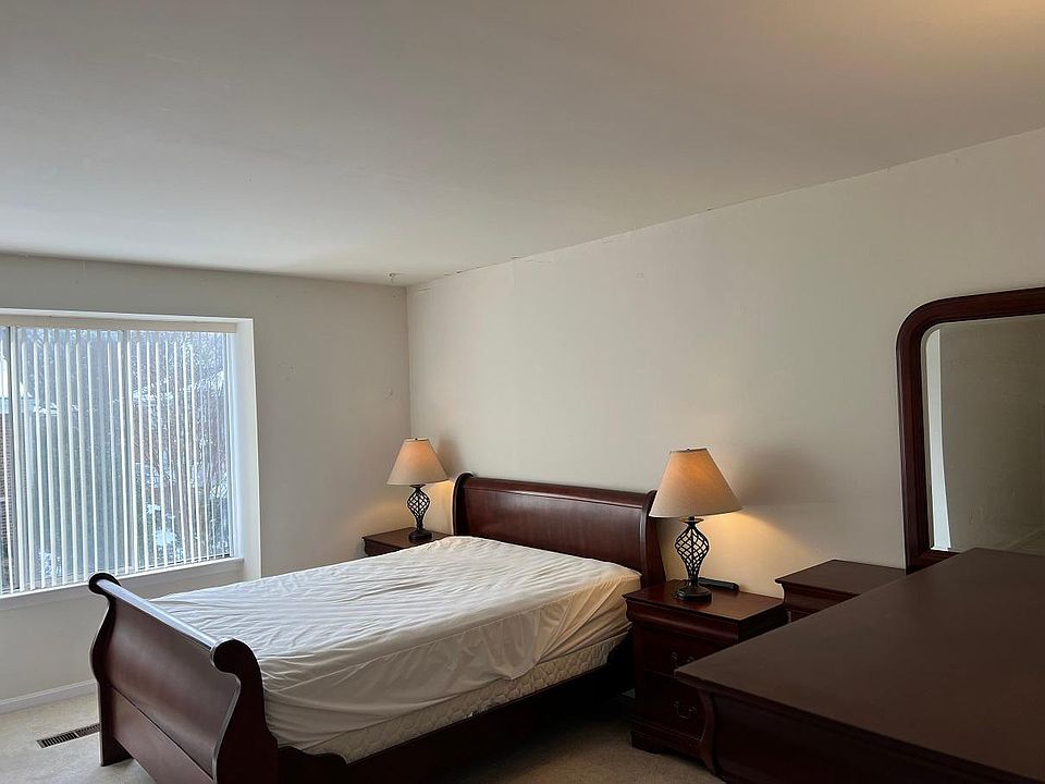 1st image of 3694 Persimmon Cir