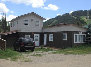 210 N Silver Bell Trl, Red River, NM 87558