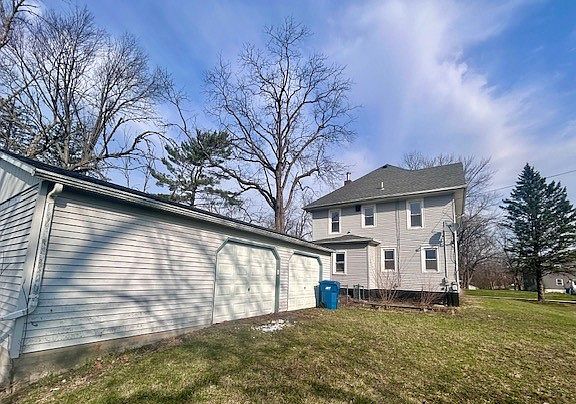 2nd image of 639 E Honeywell Ave
