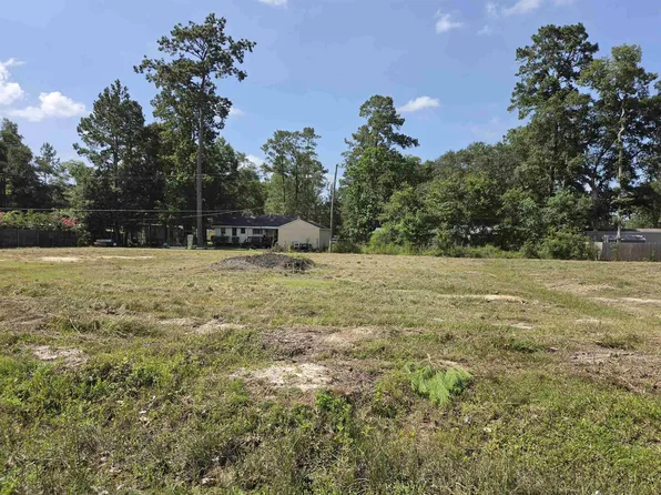 8885 Cornell St, Lumberton, TX 77657