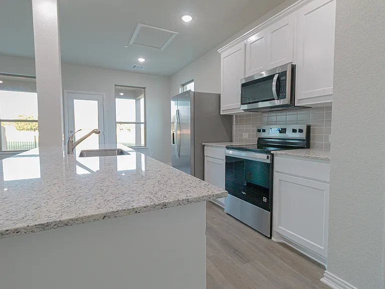 1544 Homeplace Cir — Photo 16