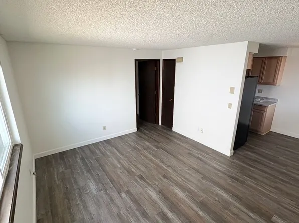 R151, 151 Seroba Cir APT 1, Medford, OR 97501