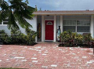 9606 NW 26th Pl, Sunrise, FL 33322
