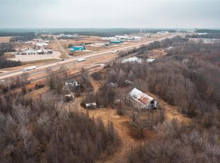 389 Butler Pond Rd, Bourbon, MO 65441