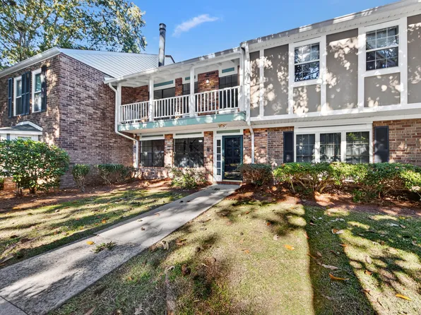 2943 Cathedral Ln, Charleston, SC 29414