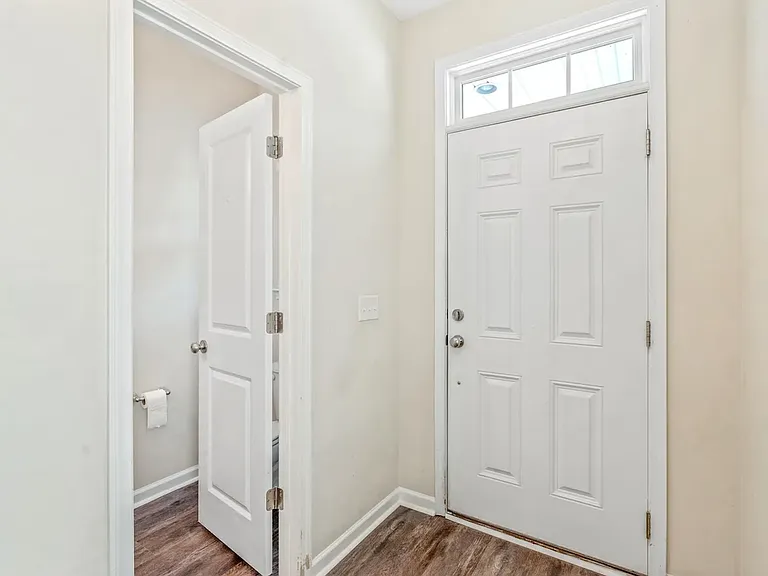 332 Quiet Grove Dr — Photo 7
